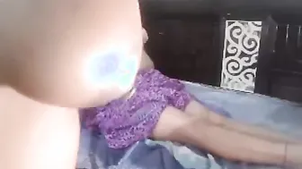 Lesbo Indian aunty sex video with her boyfriend!