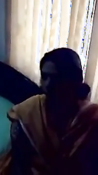 Mallu sex movie scene dripped online on most good Indian sex blog