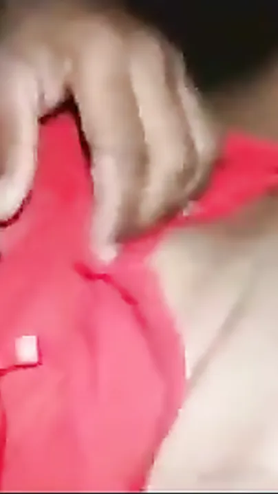 Pakistani sex clip of Karachi bhabhi engulfing penis
