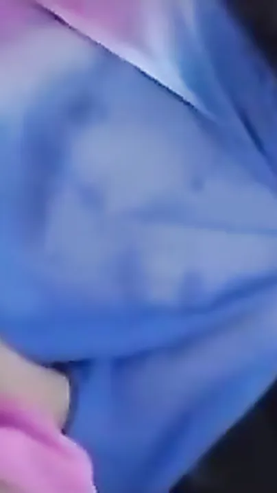 Hot Indian bhabhi sex in car with ex college bf