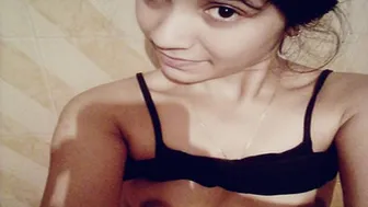 Shy GF Recording Her Naked Body For Her Boyfriend Only