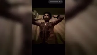 Shy GF Recording Her Naked Body For Her Boyfriend Only