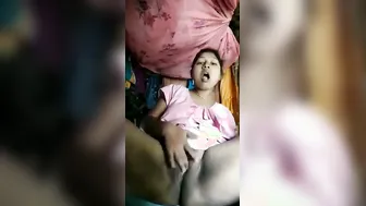 Horny Bengali Girl Fingering Her Pussy During Video Call