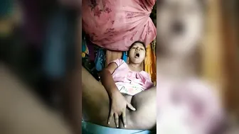 Horny Bengali Girl Fingering Her Pussy During Video Call