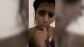 Desi Babe Tasting Her Own Juice During Naughty Video Call