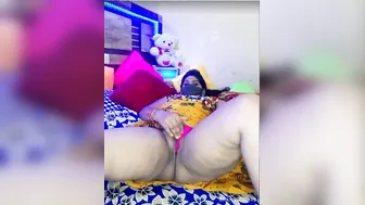 Chubby Wife Spreading Wide Showing Pink Pussy Live On Camera
