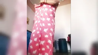 Husband Showing Off His Slutty Wife Naked Body To The Camera