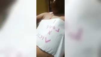 Desi Wife Exposing Her Juicy Boobs And Wet Pussy On Camera