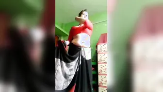 Chubby Housewife Stripping And Showing Her Thick Curves At Home