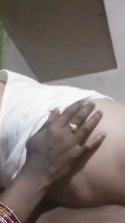 Desi Wife Moaning And Screaming While Getting Fucked At Home
