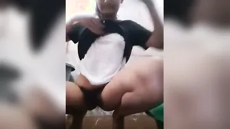 Virgin Desi Girl Showing Her Freshly Broken Pussy On Camera