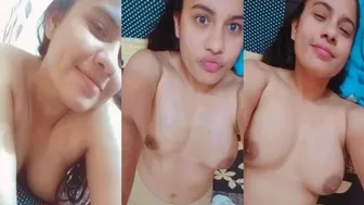 Sexy Indian Babe Teasing Topless Showing Natural Boobs On Selfie