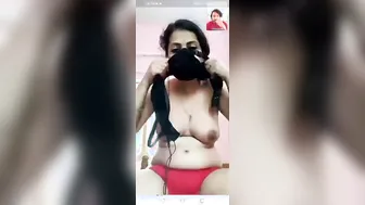 Married Bhabhi Flashing Her Tits During Late Night Video Call
