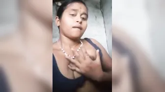 South Indian Girl Squeezing Her Soft Boobs On Webcam Tonight