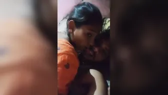 Desi Gf Kissing And Bouncing On Her Boyfriend In Bedroom