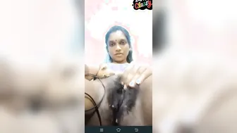 Tamil Babe Spreading Legs Showing Hairy Pussy On Video Call