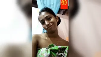 Sri Lankan Babe Recording Nude Selfie Video For Her Lover