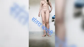 Village Bhabhi Exposing Her Naked Wet Pussy For The Camera