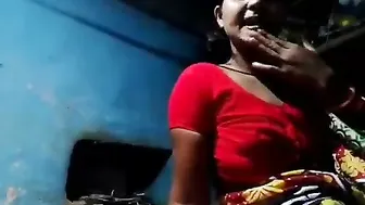 Lonely Wife Using Banana As Toy Pleasuring Herself At Home