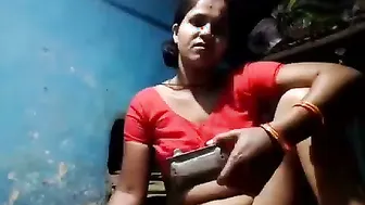 Lonely Wife Using Banana As Toy Pleasuring Herself At Home