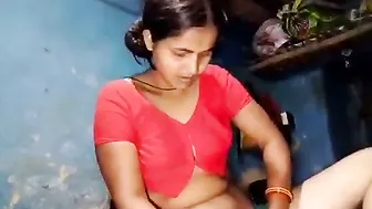 Lonely Wife Using Banana As Toy Pleasuring Herself At Home