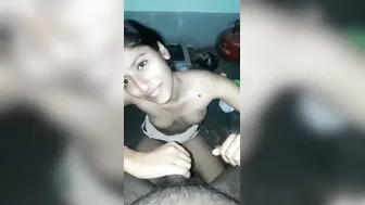 Naughty GF Sucking Boyfriend Cock In Homemade Video