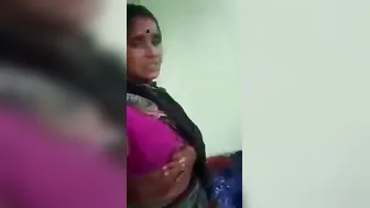 Village Bhabhi Fucking Her Secret Lover For Extra Cash