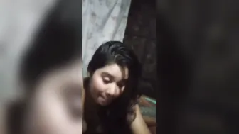 Bengali GF Spreading Her Pussy Lips On Video For Me