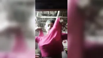 Village Girl Exposing Her Tits And Pussy In Private Selfie