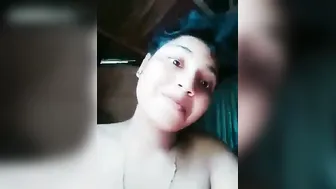 Slum Girl Fingering Her Wet Pussy Talking Dirty On Camera