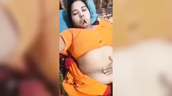 Naughty Married Bhabhi Teasing And Playing For Lover On Webcam
