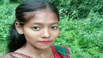 Village GF Getting Her Tight Pussy Fingered By Her Man