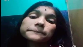 Horny Desi Babe Fingering Herself While Squeezing Her Big Boobs