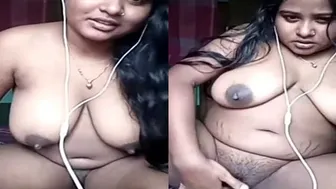 Curvy Bengali Milf Fingering Her Wet Pussy Home Alone