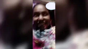 Curvy GF Flashing Her Big Tits During Our Video Call