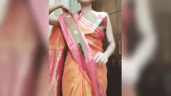 Sexy Babe Slowly Removing Her Saree Teasing Me Before Sex
