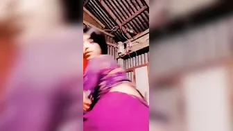 Bengali Babe Teasing With Her Huge Round Boobs In Bedroom Today