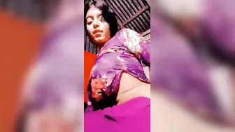 Bengali Babe Teasing With Her Huge Round Boobs In Bedroom Today