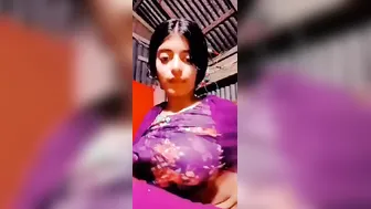 Bengali Babe Teasing With Her Huge Round Boobs In Bedroom Today