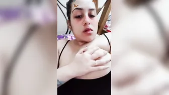 Chubby Bangladeshi Babe Exposing Her Boobs And Pussy On Camera