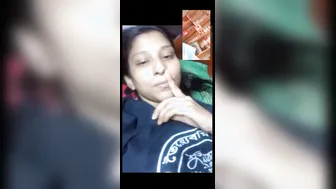 Desi GF Teasing With Her Boobs During Late Night Video Call