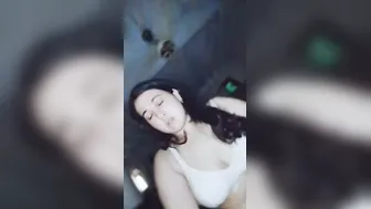 Married Wife Riding And Bouncing On Thick Cock Moaning Loudly