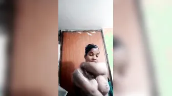 Chubby Married Babe Bathing Naked And Fingering Herself Wet