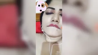 Horny Married Woman Masturbating And Moaning Loud In Bedroom