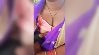 Married Bhabhi Meeting Her Young Boyfriend In The Public Park