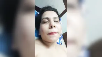 Chubby Married Bhabhi Playing With Herself Moaning So Loudly