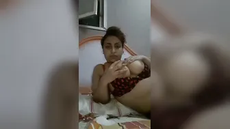 Desi GF Fondling Her Big Round Boobs Teasing On Video