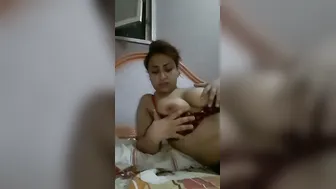 Desi GF Fondling Her Big Round Boobs Teasing On Video