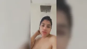 Stunning Indian Babe Showing Off Her Big Tits In Sexy Selfie