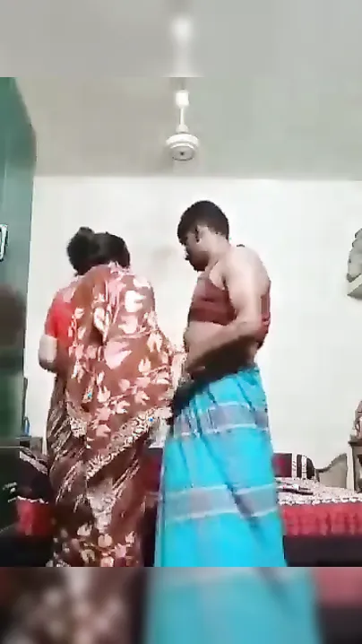 Married Housewife Cheating With Neighbor Fucking Behind His Back